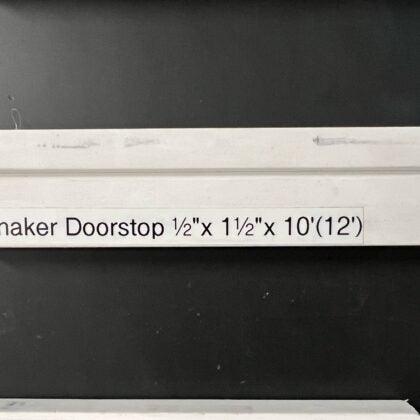 Shaker Doorstop – 1/2″ x 1-1/2″ – 10′
